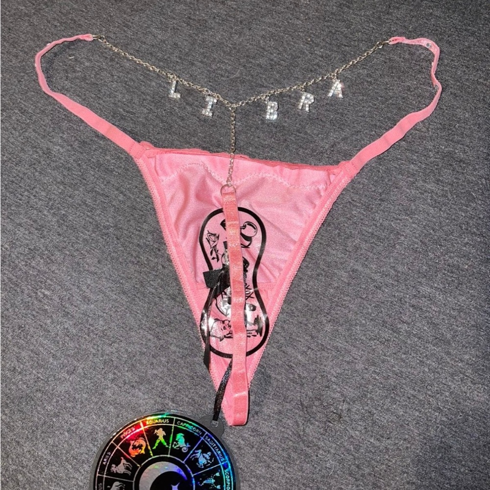 Libra panties